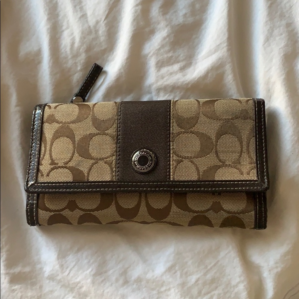Coach wallet